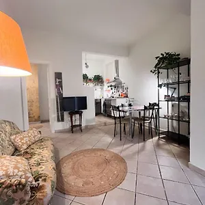  Ferienhaus Leda's